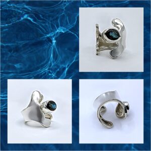 NYITOTT GYŰRŰ KÉK LABRADORITTAL