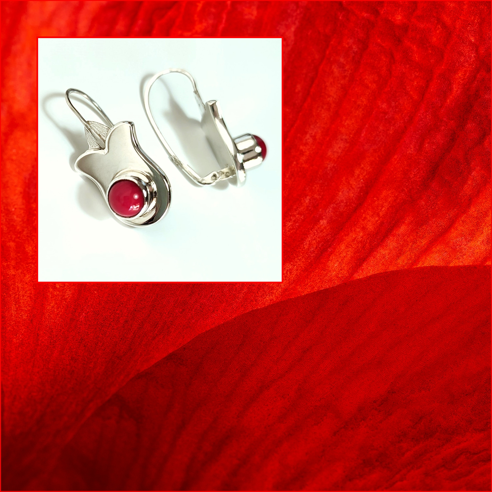 TULIPÁN FÜLBEVALÓ